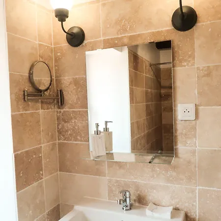 Mas De Peyrelongue Nocleg ze śniadaniem *