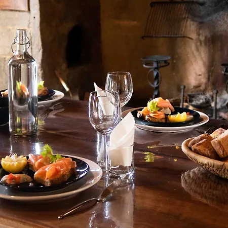 Mas De Peyrelongue Couette-café